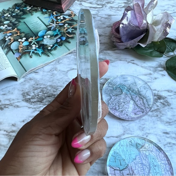 🗺️ Handmade Map Resin Coasters - Picture 4 of 6